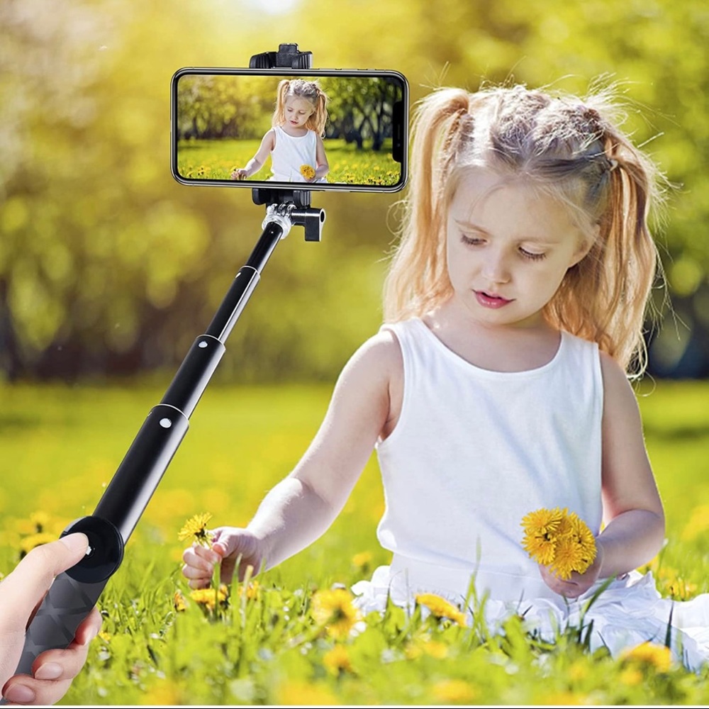Extendable Tripod Selfie Stick Bluetooth With Detachable Wireless Remote Black